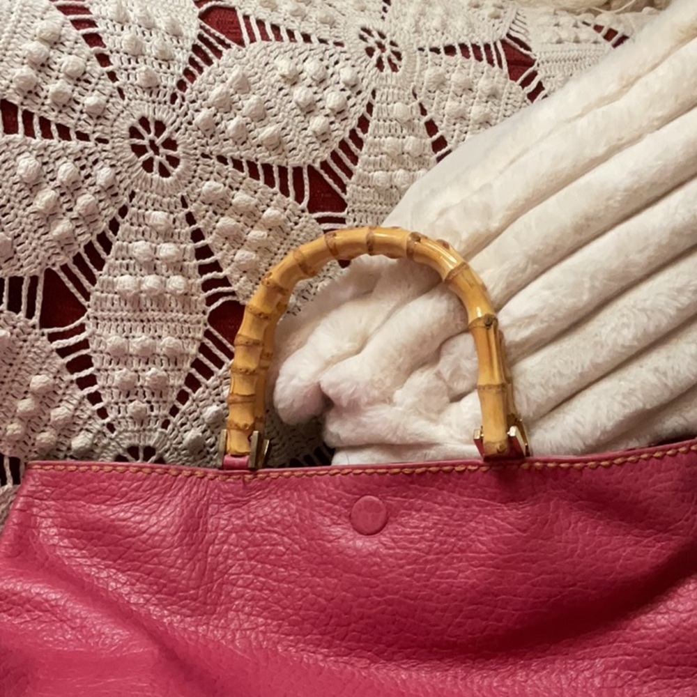 Visona’ Pink Leather Tote with Bamboo Handles - Picture 6 of 6